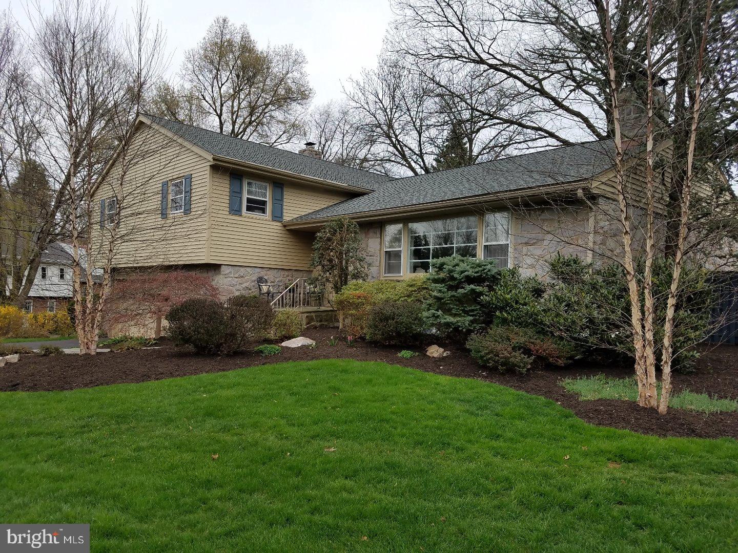 4 Hummingbird Road Wyomissing, PA 19610 - Photo 4 of 14 Gallery Image 4
