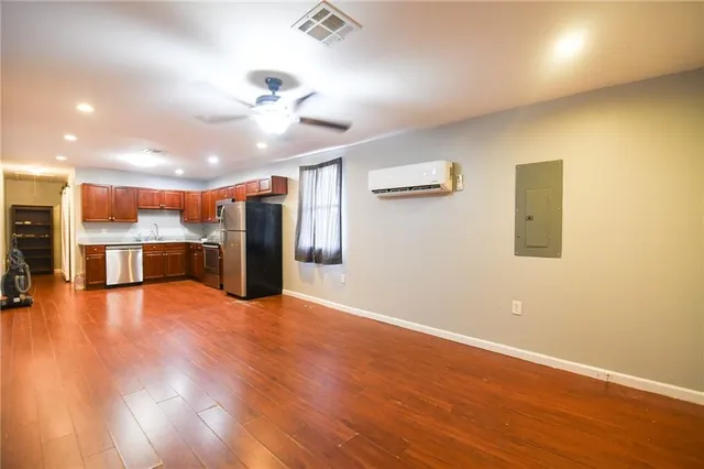 $1,100 | 1740 Louisa Street, New Orleans, LA 70117