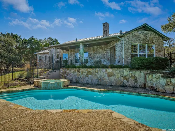 $785,000 | 7807 Rocking Horse Lane, Boerne, TX 78015