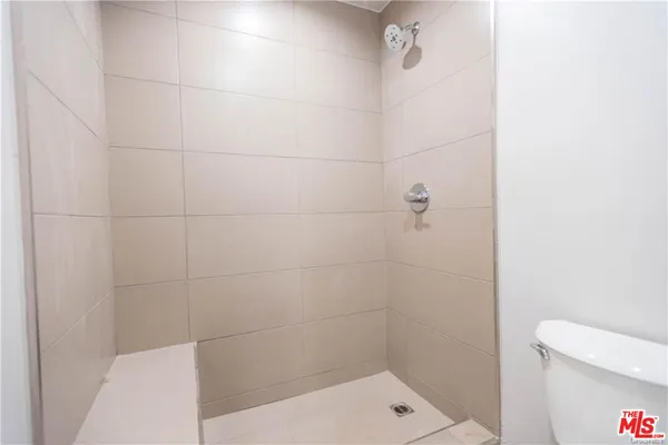 $399,000 | 28947 Thousand Oaks Boulevard, Unit 112, Agoura Hills, CA 91301