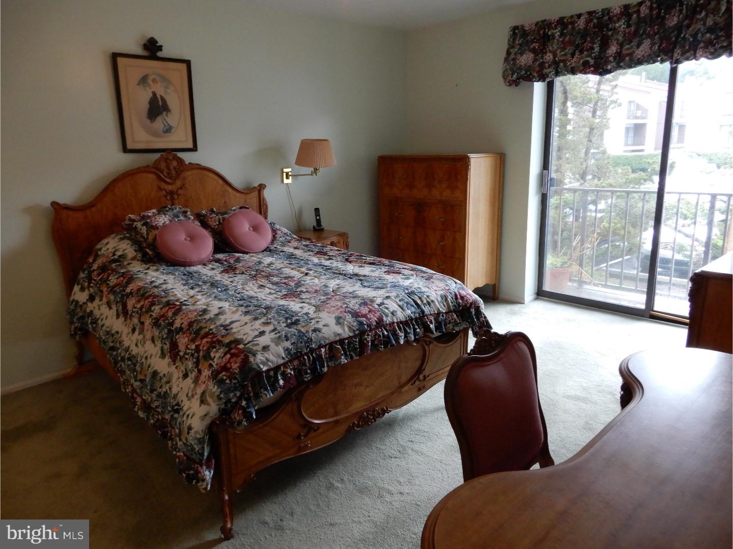 301 Byberry Road, Unit E8 Philadelphia, PA 19116 - Photo 11 of 17