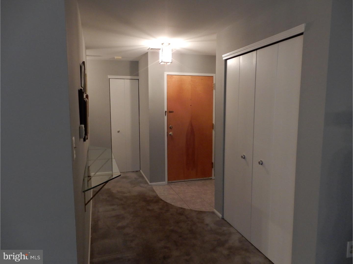 301 Byberry Road, Unit E8 Philadelphia, PA 19116 - Photo 3 of 17