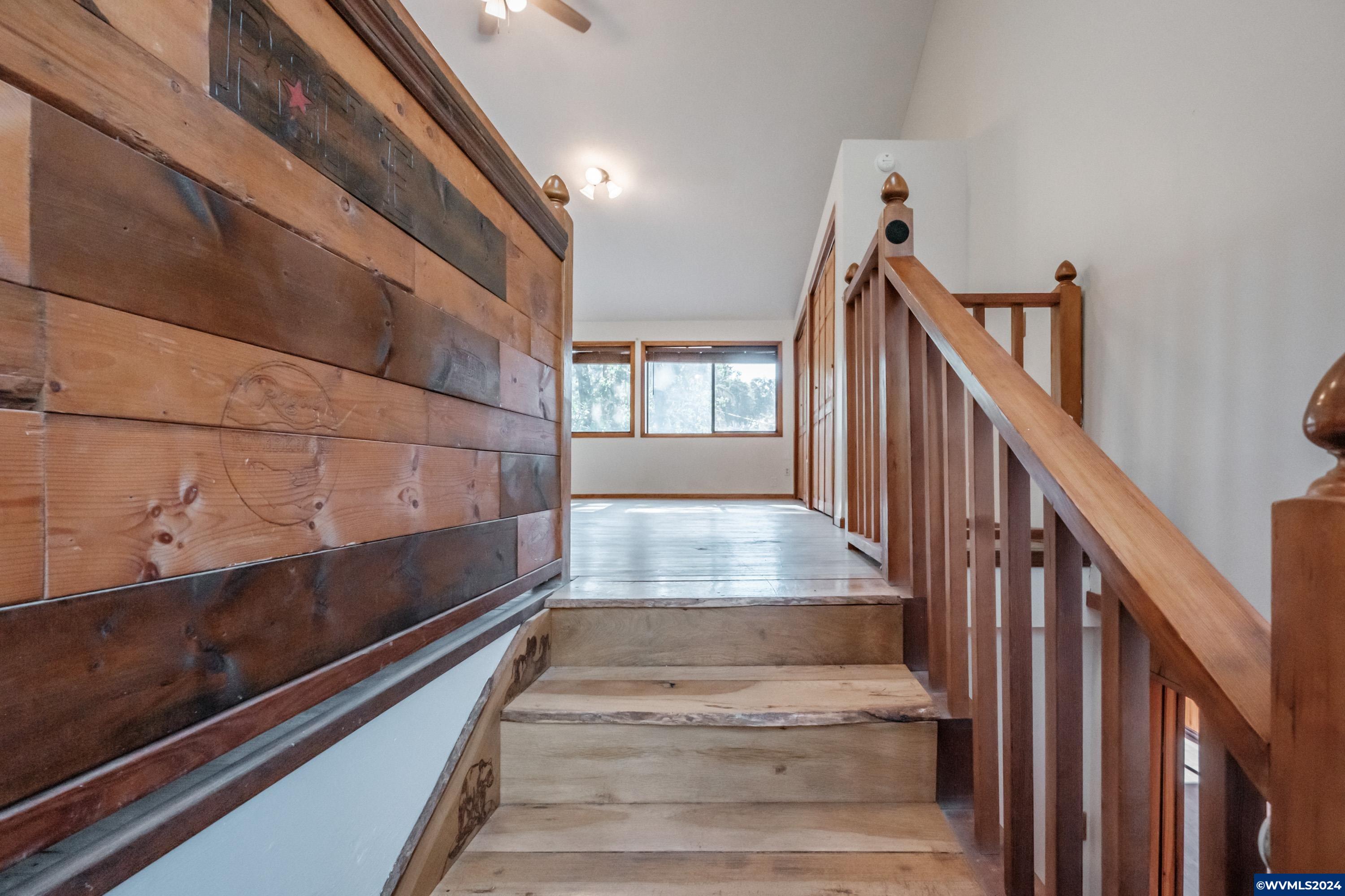 33997 Totem Pole Road Lebanon, OR 97355 - Photo 29 of 41