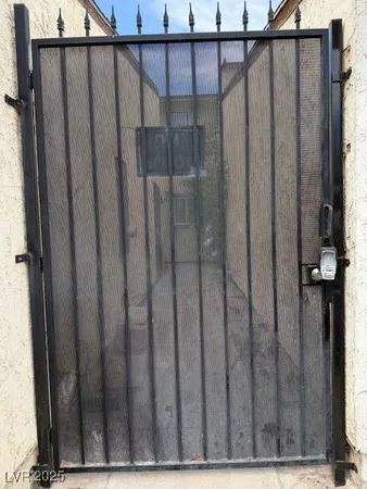 $2,200 | 1203 Mews Lane, Las Vegas, NV 89101