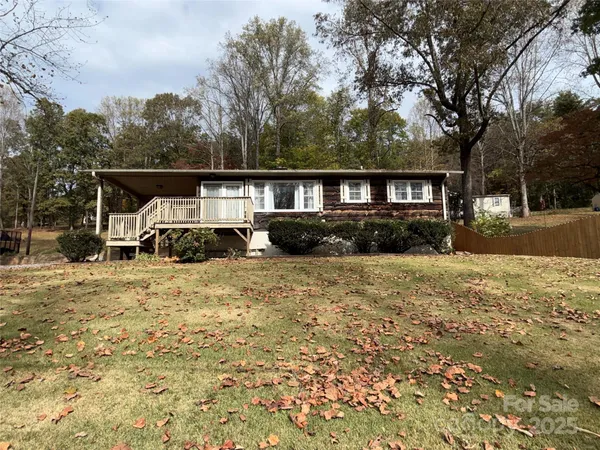 $275,000 | 14 Lakeview Drive, Marion, NC 28752