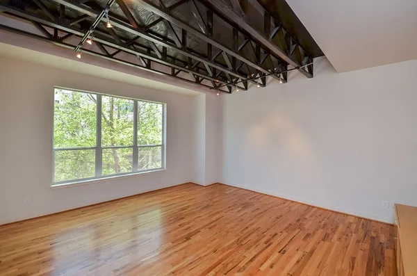 $3,200 | 1505 Utah Street, Houston, TX 77007