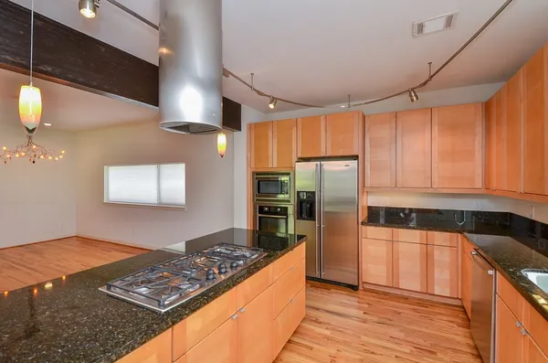 $3,200 | 1505 Utah Street, Houston, TX 77007
