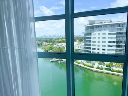 $999,999 | 6000 Indian Creek Drive, Unit 10A, Miami Beach, FL 33140