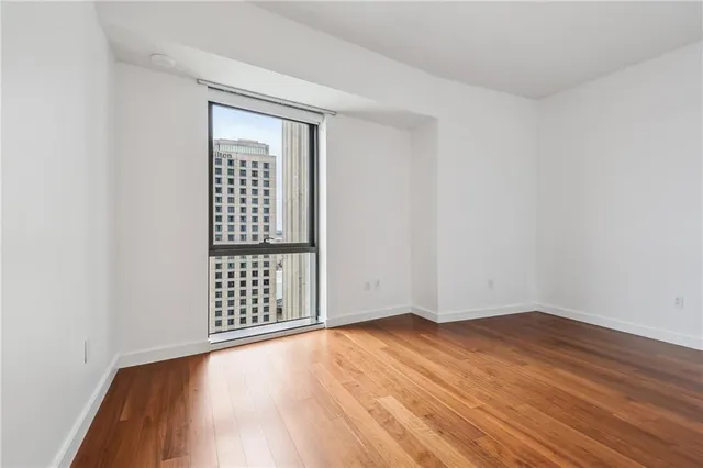 $9,300 | 2 Canal Street, Unit 2008, New Orleans, LA 70130