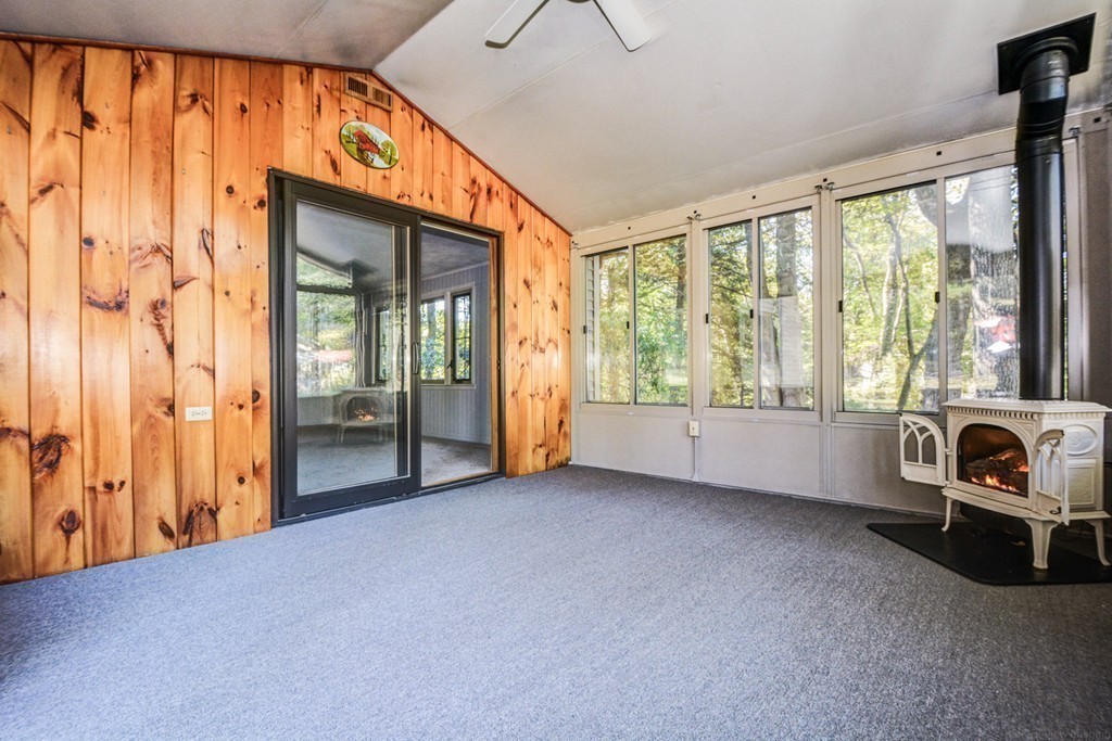 19 West Point Road Webster, MA 01570 - Photo 15 of 28 Gallery Image 15