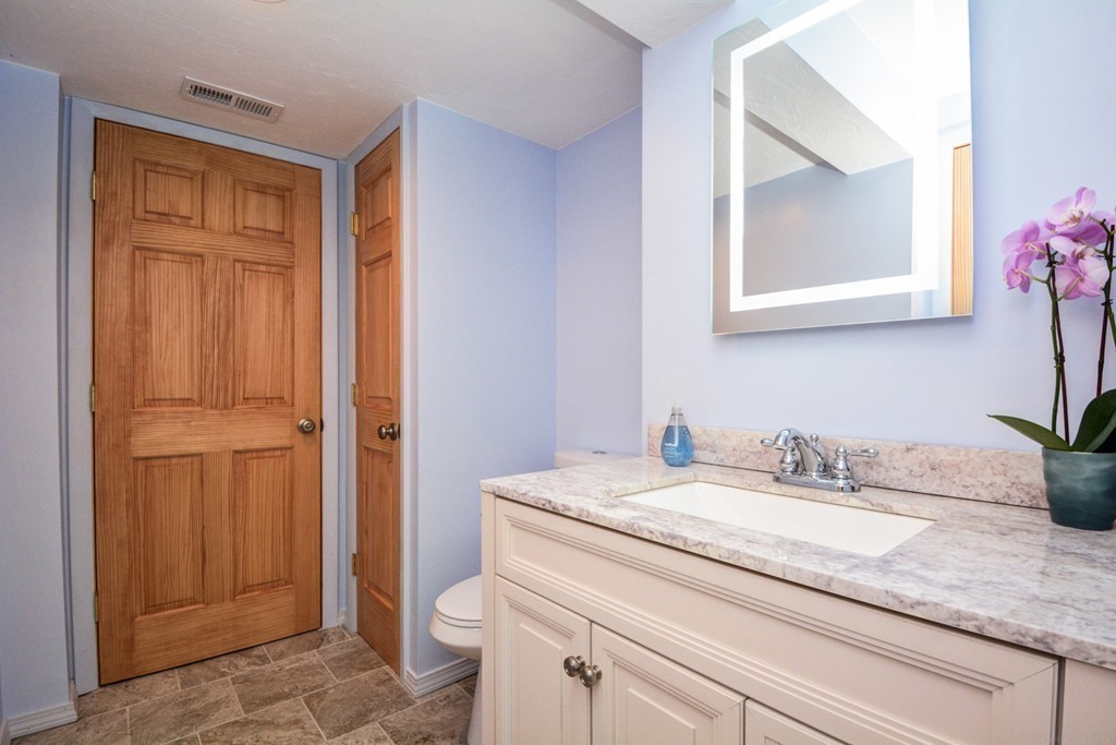 19 West Point Road Webster, MA 01570 - Photo 18 of 28 Gallery Image 18