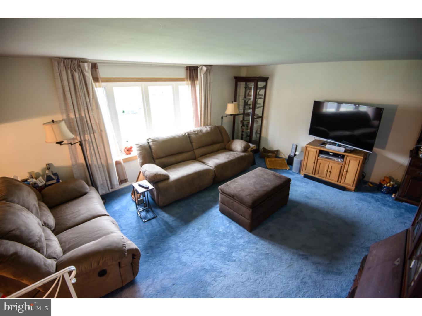 1555 Windmill Road Warminster, PA 18974 - Photo 2 of 23 Gallery Image 2