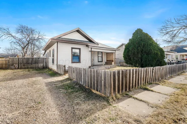 $1,400 | 809 South Virginia Street, Amarillo, TX 79106