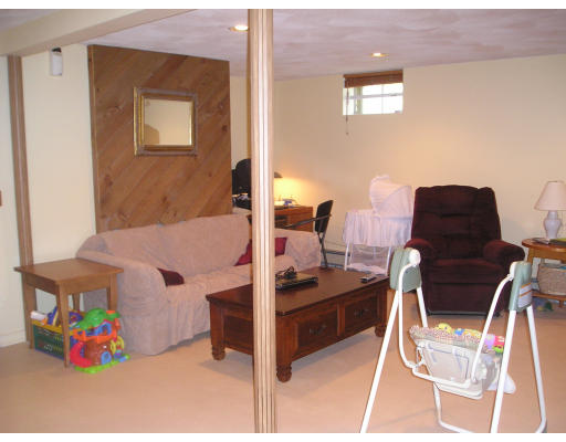86 Spring Street Wakefield, MA 01880 - Photo 13 of 14 Gallery Image 13