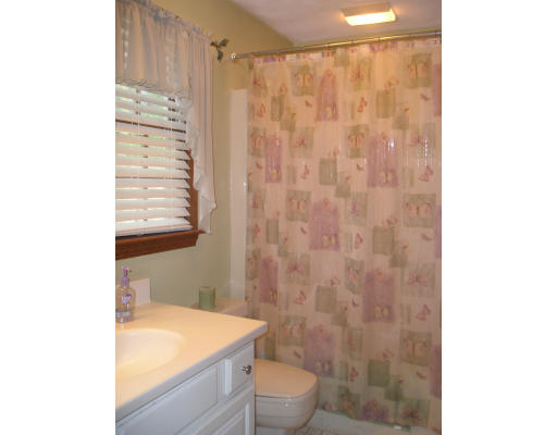 86 Spring Street Wakefield, MA 01880 - Photo 14 of 14 Gallery Image 14