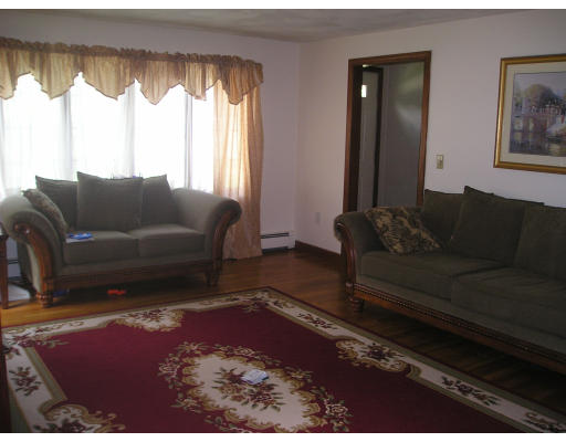 86 Spring Street Wakefield, MA 01880 - Photo 8 of 14 Gallery Image 8