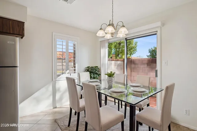 $274,900 | 195 North Cottonwood Street, Unit 21, Chandler, AZ 85225