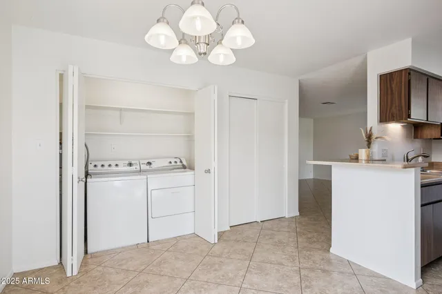 $274,900 | 195 North Cottonwood Street, Unit 21, Chandler, AZ 85225