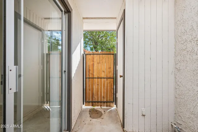 $274,900 | 195 North Cottonwood Street, Unit 21, Chandler, AZ 85225