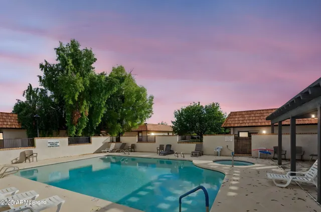 $274,900 | 195 North Cottonwood Street, Unit 21, Chandler, AZ 85225