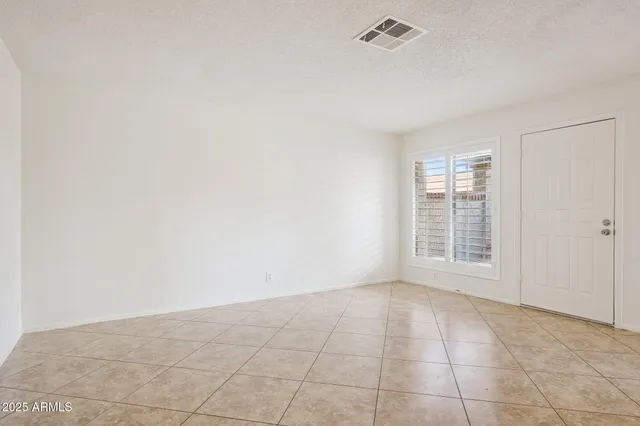 $274,900 | 195 North Cottonwood Street, Unit 21, Chandler, AZ 85225