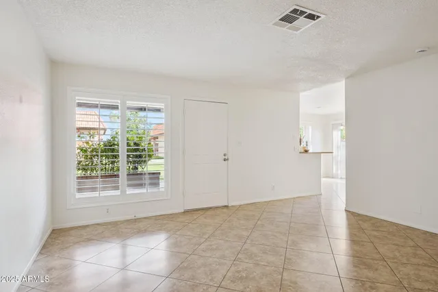 $274,900 | 195 North Cottonwood Street, Unit 21, Chandler, AZ 85225