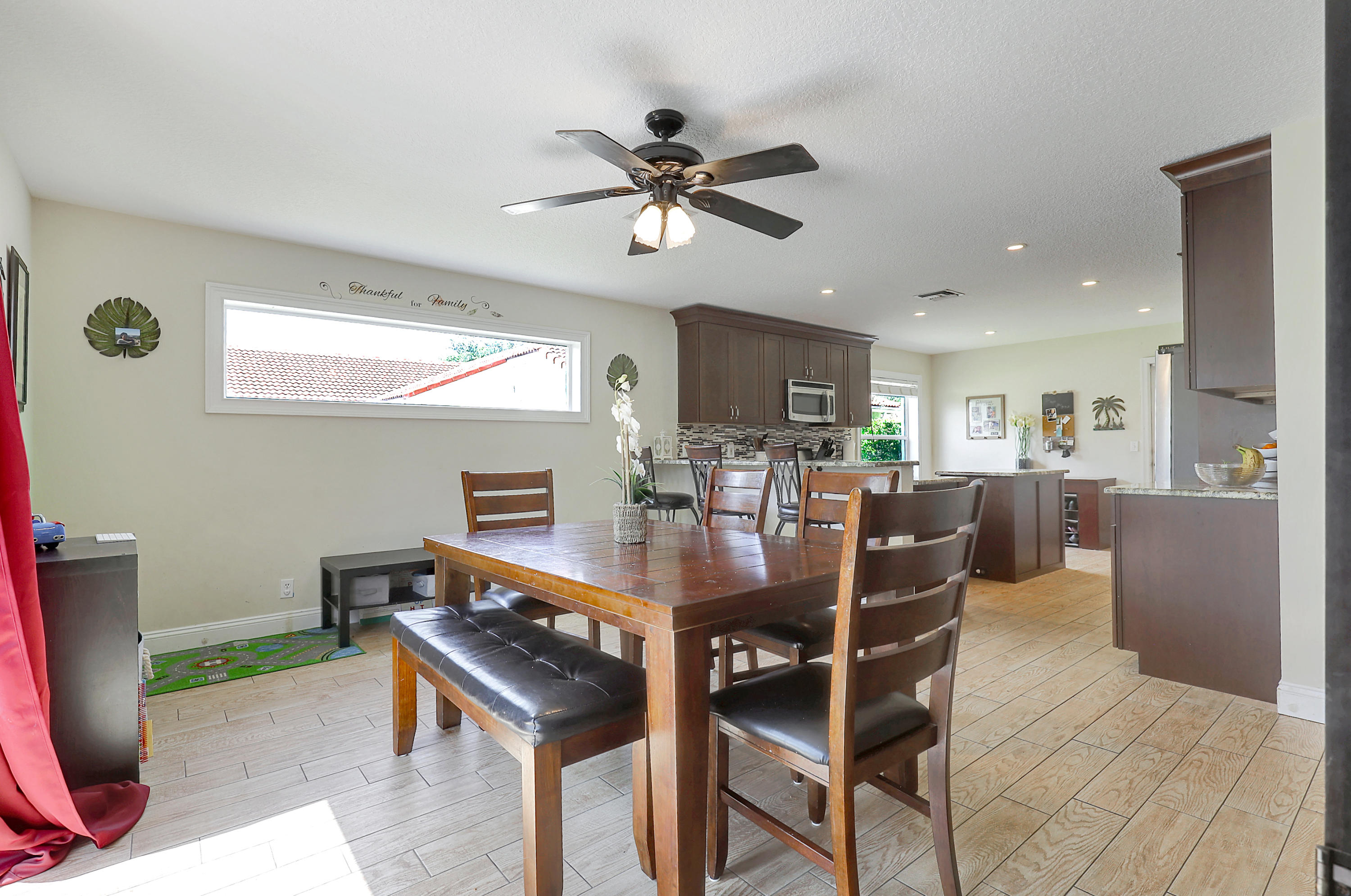 110 East Lee Road Delray Beach, FL 33445 - Photo 11 of 27 f8-49736-63215-14