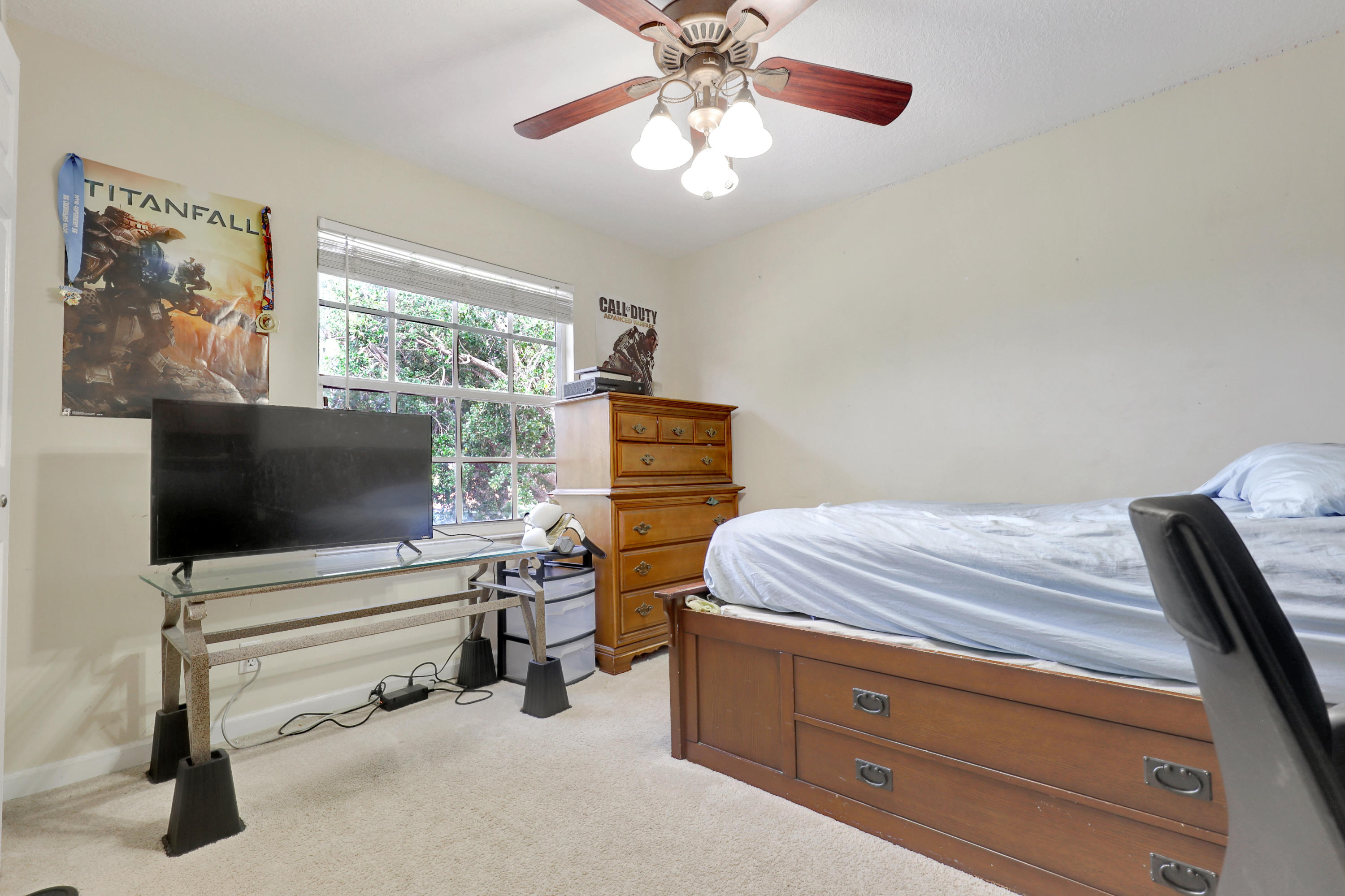 110 East Lee Road Delray Beach, FL 33445 - Photo 18 of 27 f8-49736-63215-21
