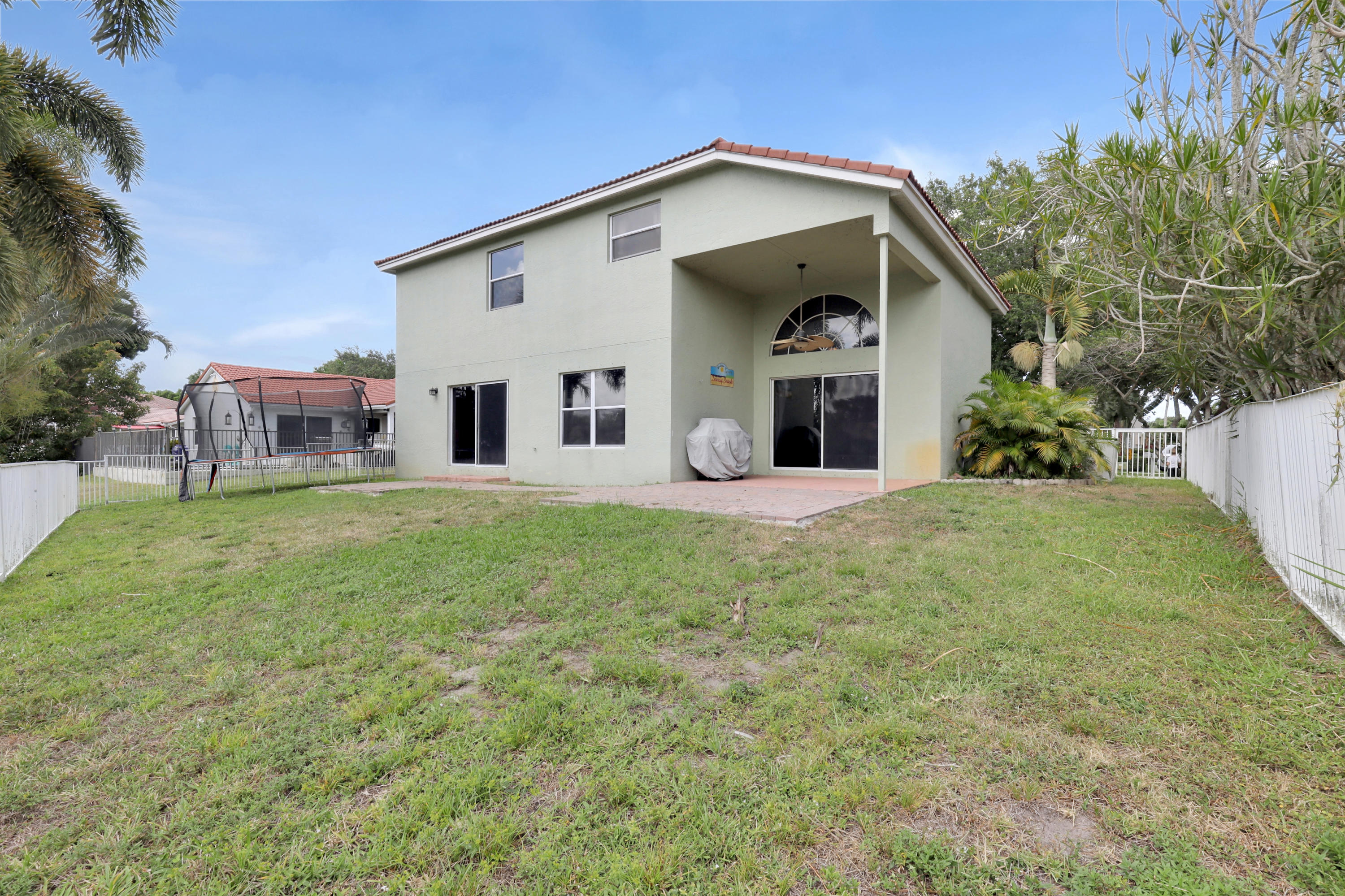 110 East Lee Road Delray Beach, FL 33445 - Photo 24 of 27 f8-49736-63215-29_
