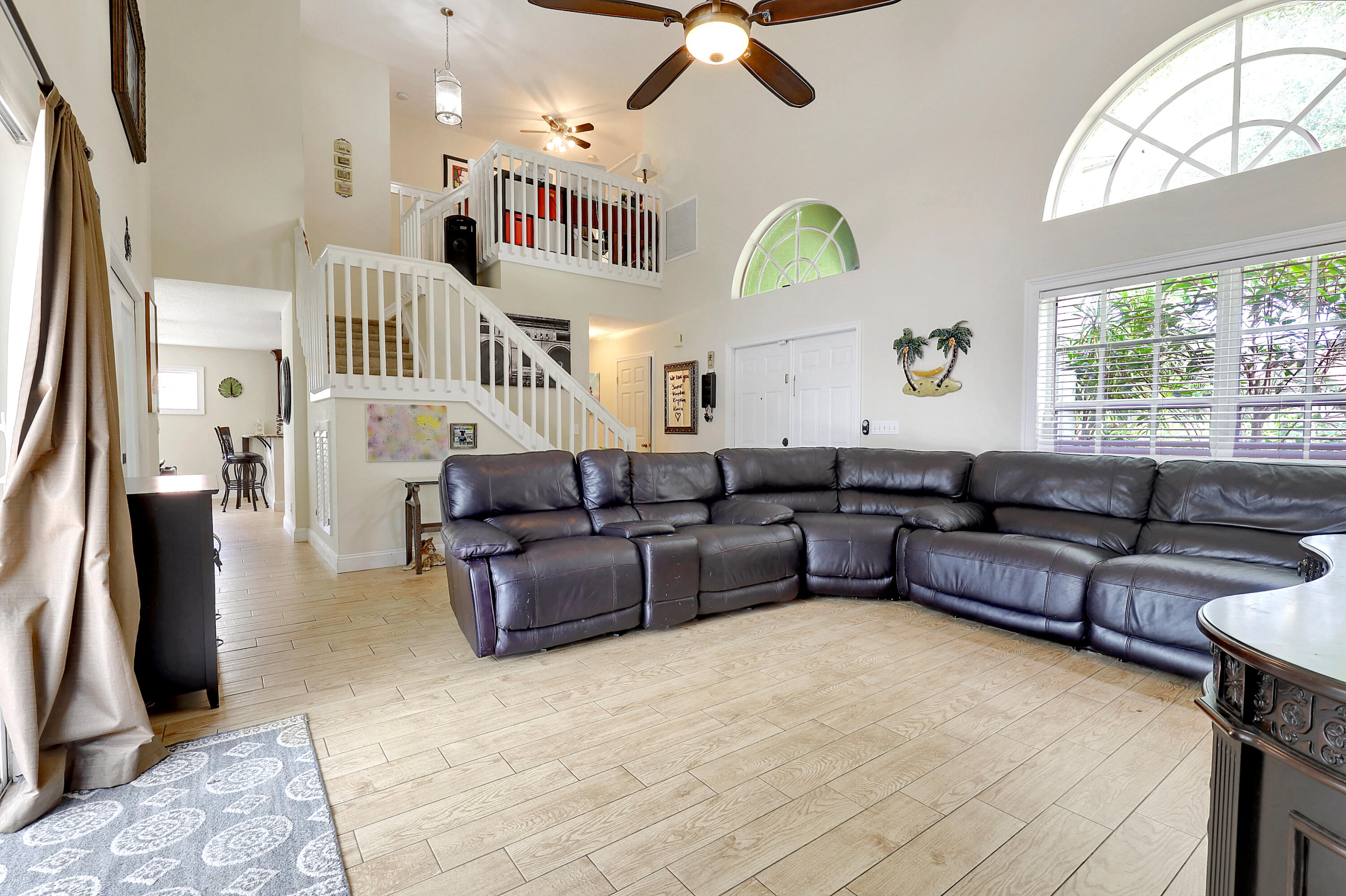 110 East Lee Road Delray Beach, FL 33445 - Photo 5 of 27 f8-49736-63215-08