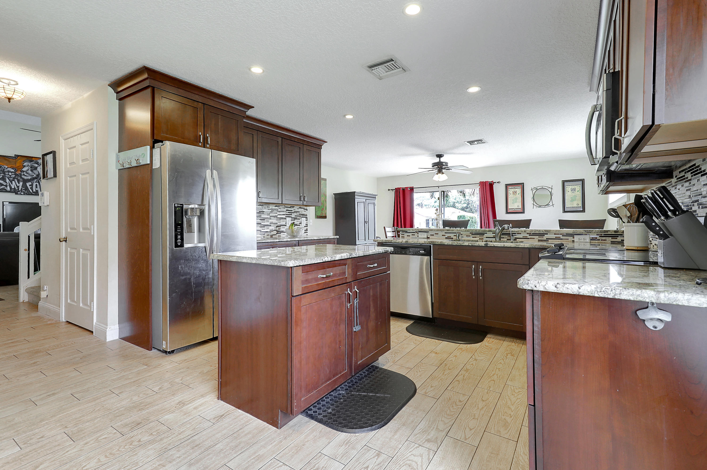 110 East Lee Road Delray Beach, FL 33445 - Photo 8 of 27 f8-49736-63215-11