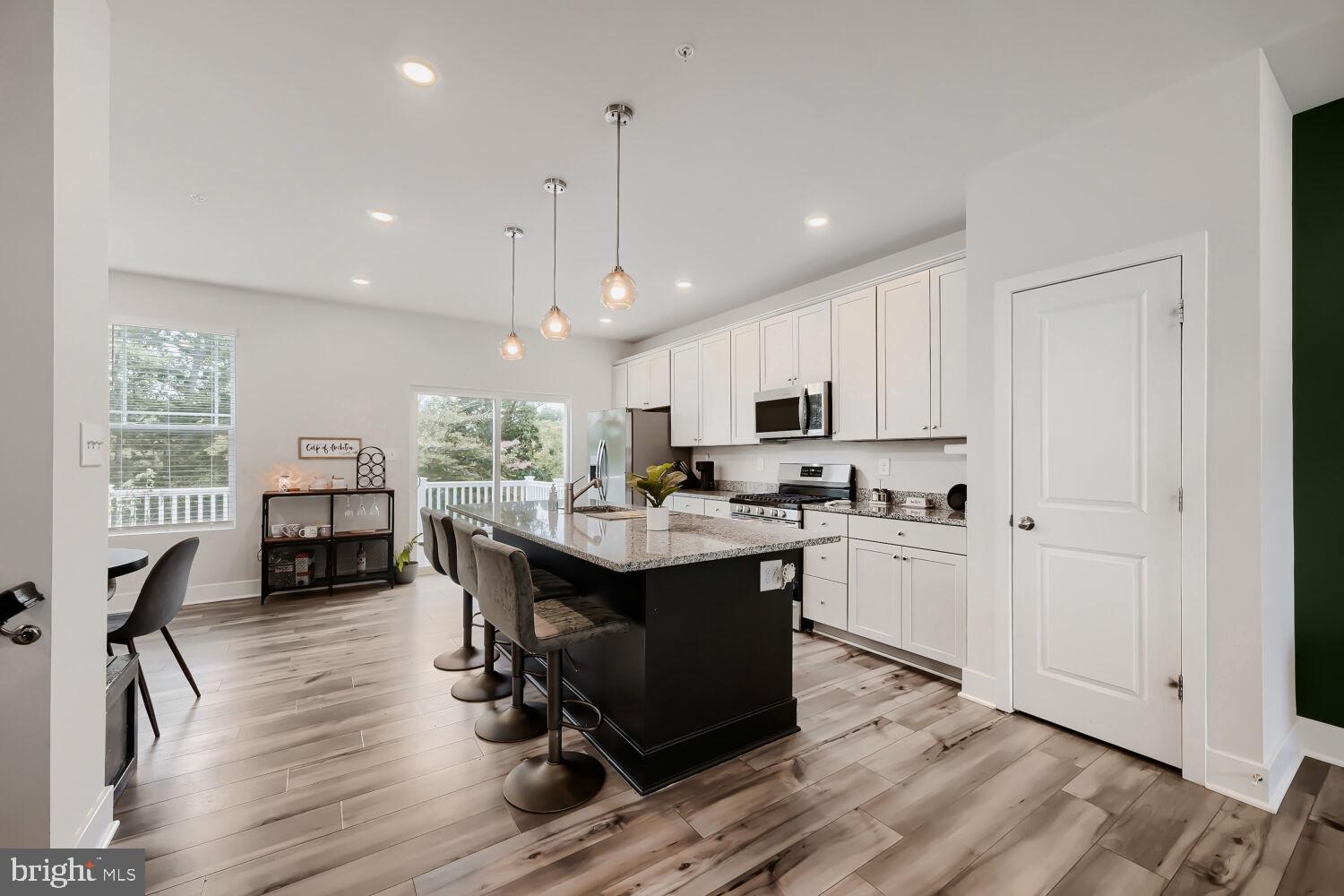 7853 Bluelick Run Road Baltimore, MD 21244 - Photo 4 of 32 Gallery Image 4