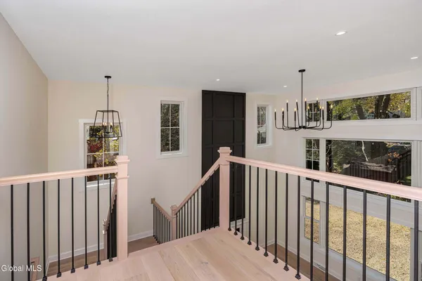 $899,000 | 73 Ashtree Lane, Niskayuna, NY 12309