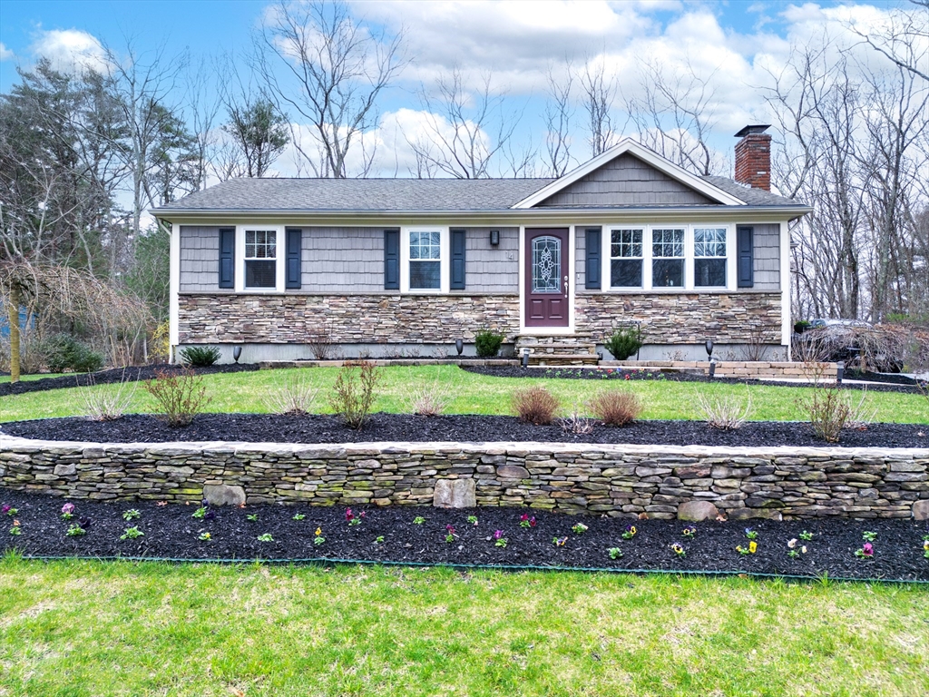 14 Kingsley Road Norton, MA 02766 - Photo 2 of 34 Gallery Image 2