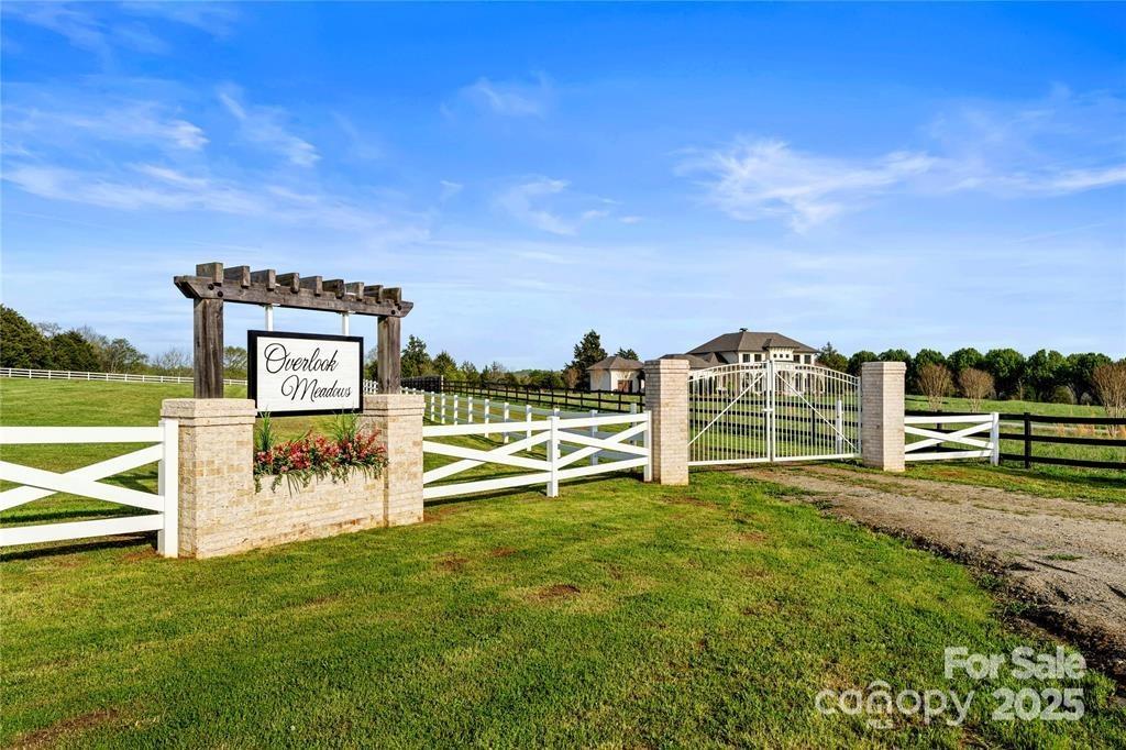 642 Patterson Farm Road Mooresville, NC 28115 - Photo 4 of 24 Gallery Image 4