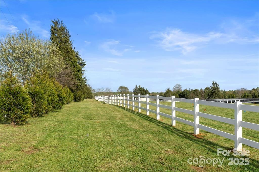 642 Patterson Farm Road Mooresville, NC 28115 - Photo 5 of 24 Gallery Image 5