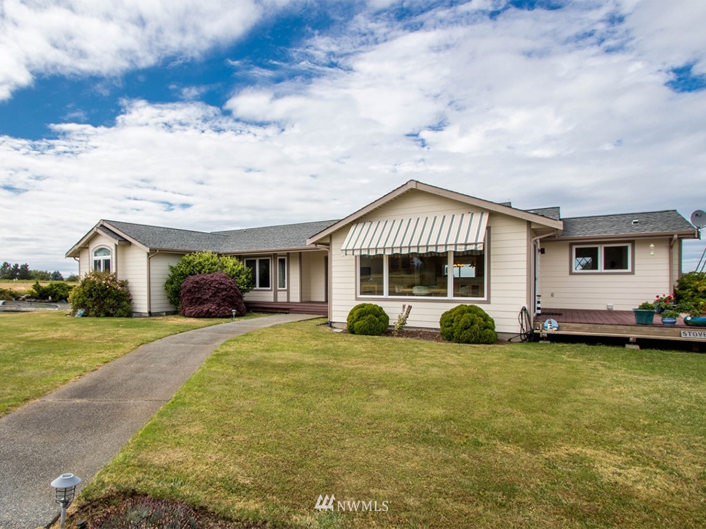 1033 Roberson Road Sequim, WA 98382 - Photo 5 of 24
