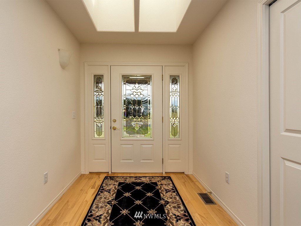 1033 Roberson Road Sequim, WA 98382 - Photo 7 of 24