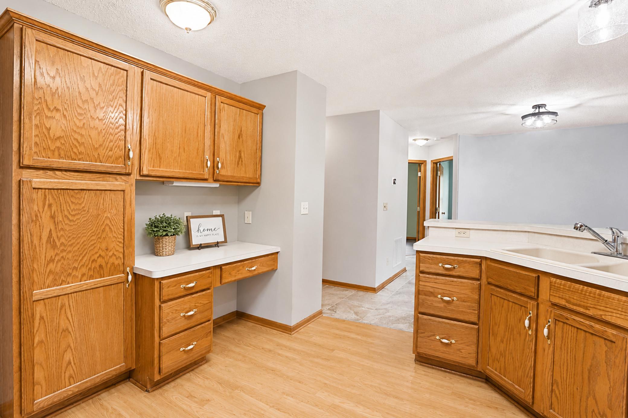 2102 Oak Tree Lane, Unit A Austin, MN 55912 - Photo 17 of 43