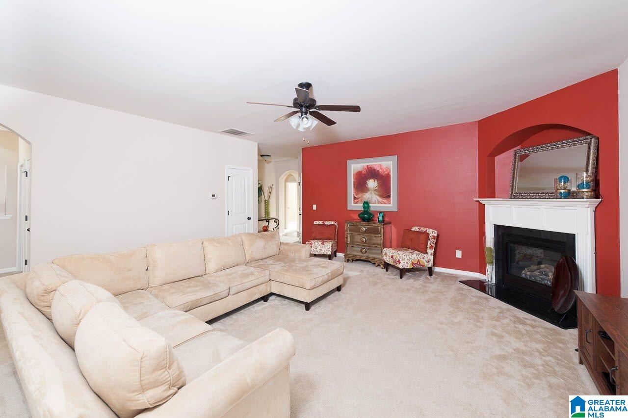 540 Horizon Street Alabaster, AL 35114 - Photo 4 of 28