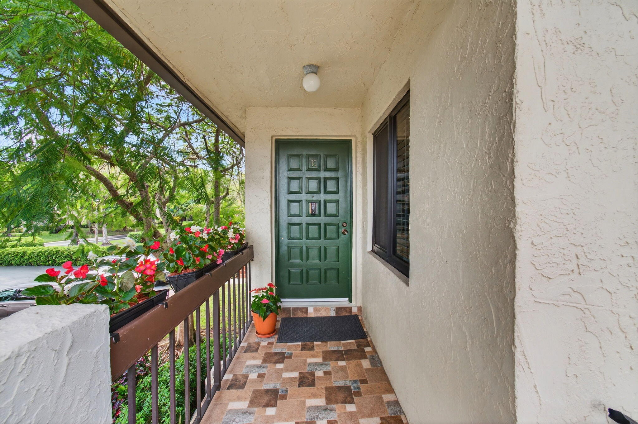 21668 Arriba Real, Unit 43H Boca Raton, FL 33433 - Photo 3 of 75 5-web-or-mls-DSC_8750