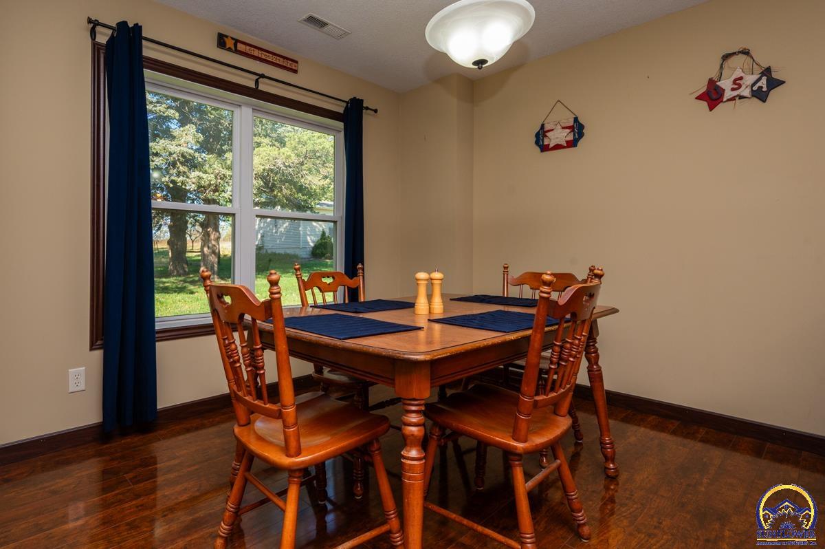 25 Walnut Street Reading, KS 66868 - Photo 20 of 43