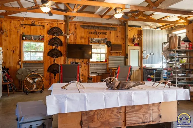 $350,000 | 25 Walnut Street, Reading, KS 66868