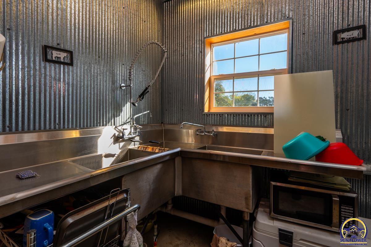 25 Walnut Street Reading, KS 66868 - Photo 28 of 43