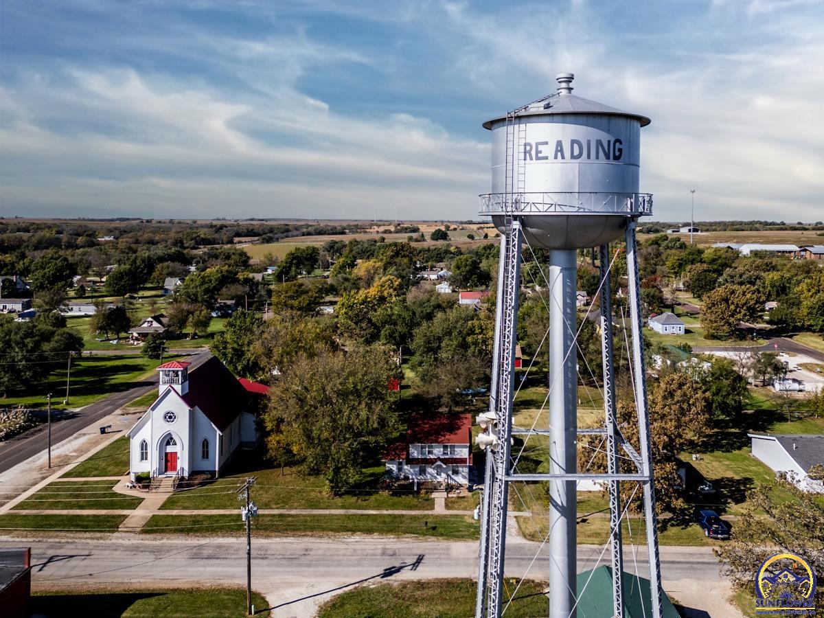 25 Walnut Street Reading, KS 66868 - Photo 34 of 43
