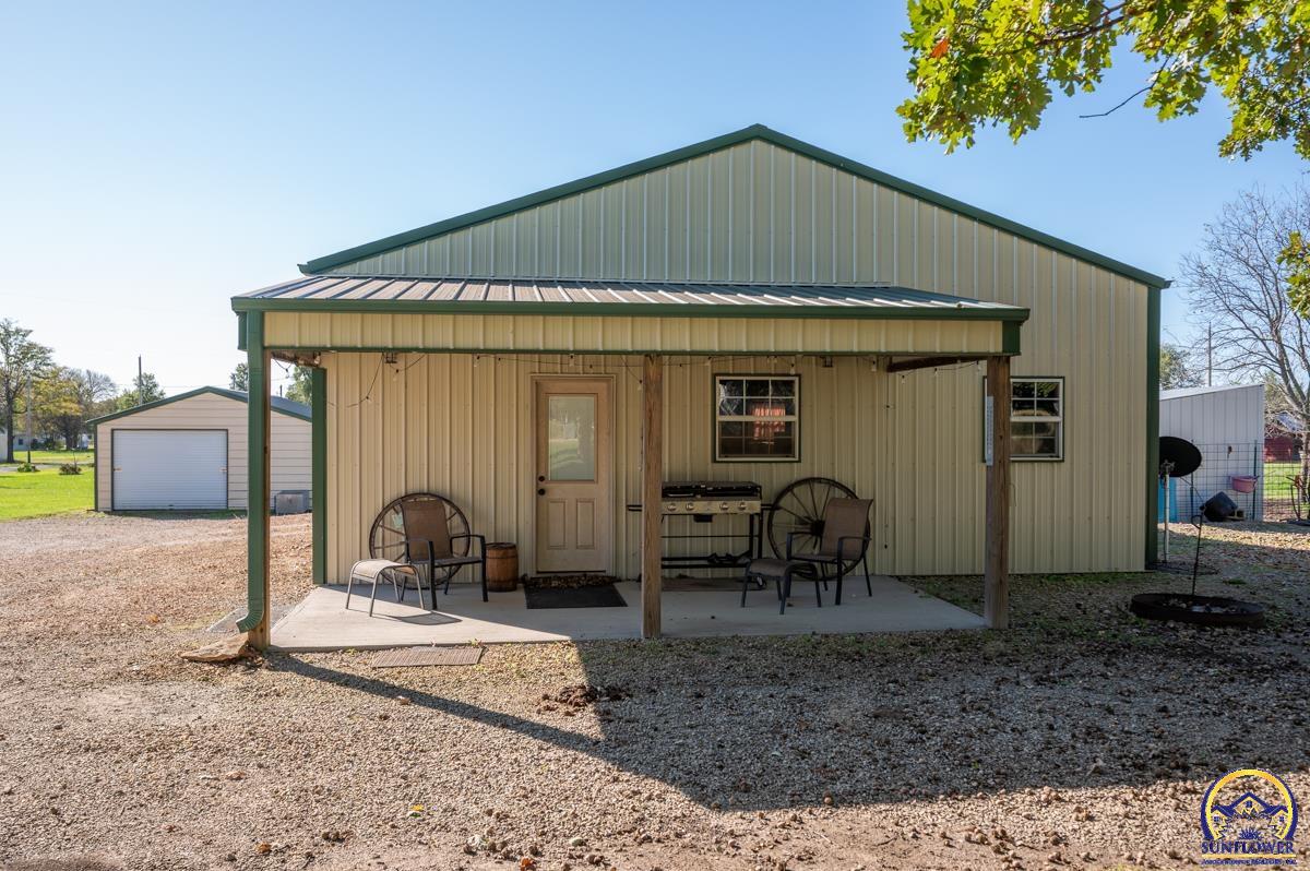 25 Walnut Street Reading, KS 66868 - Photo 8 of 43