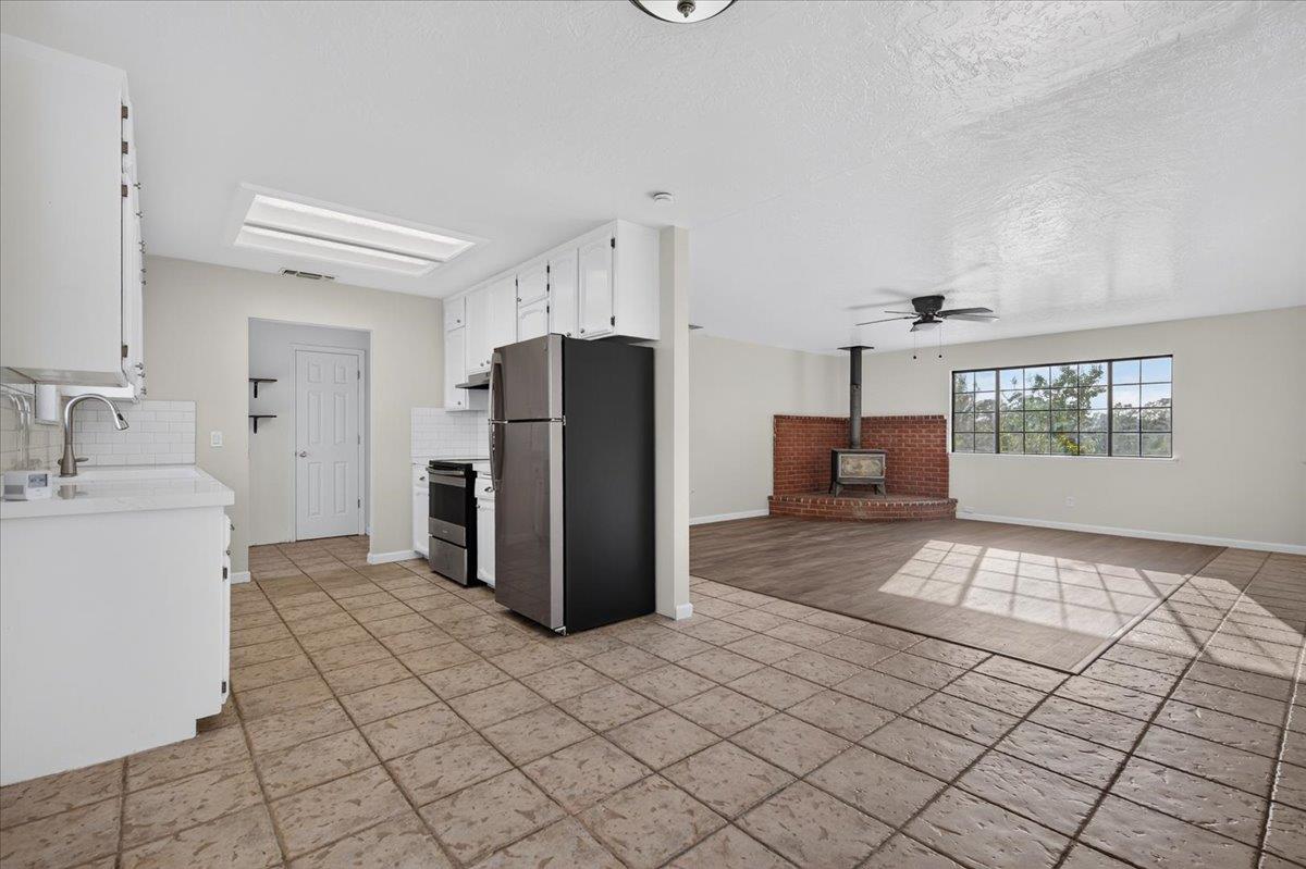 28368 River Rd Way Madera, CA 93636 - Photo 5 of 43 Gallery Image 5