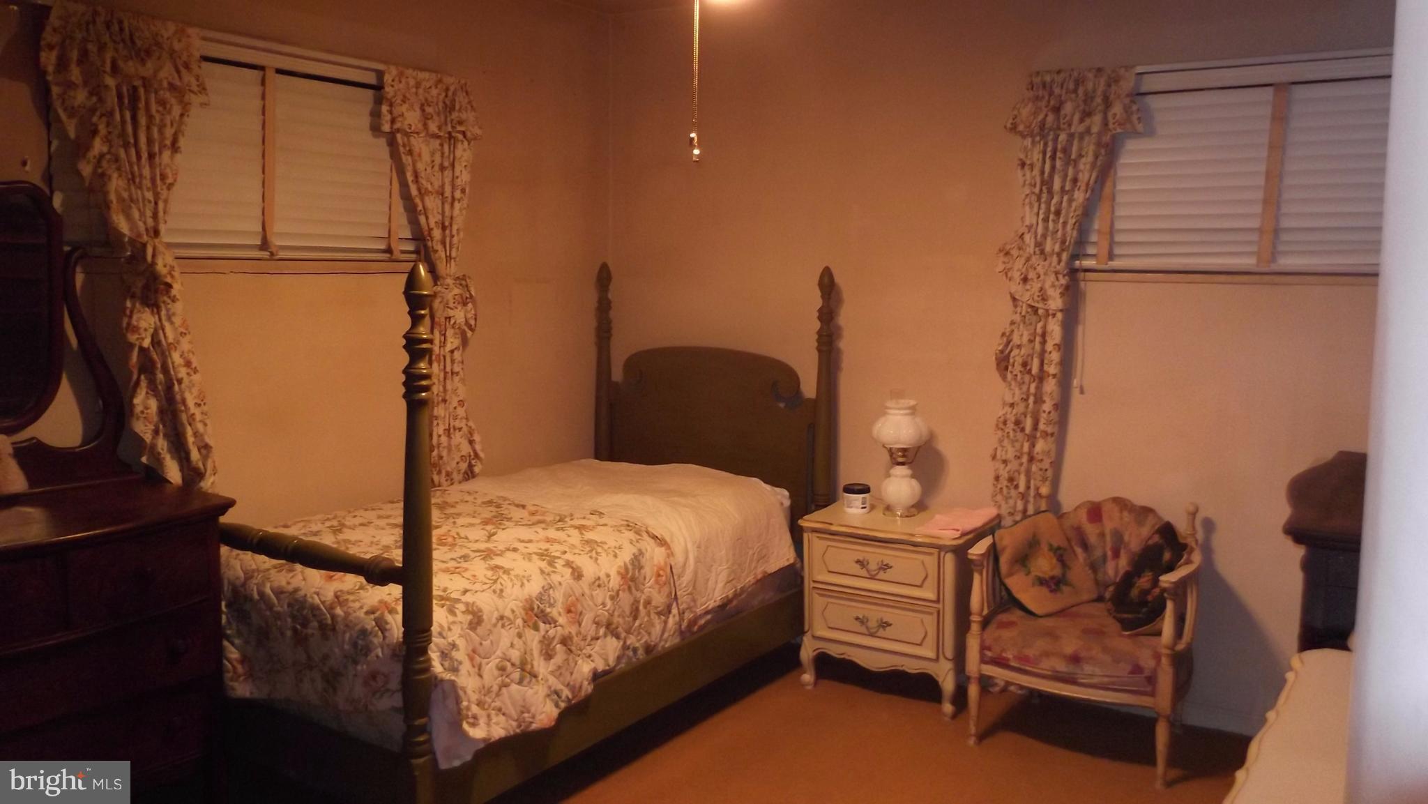 12903 Estelle Road Silver Spring, MD 20906 - Photo 12 of 16 Bedroom