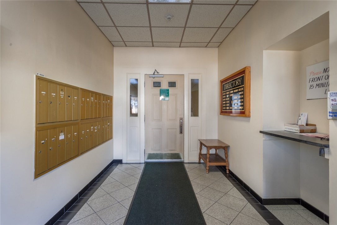 140 High Street, Unit 101 Westerly, RI 02891 - Photo 3 of 18 Gallery Image 3