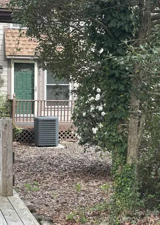 $315,000 | 99 Willow Way, Hendersonville, NC 28739
